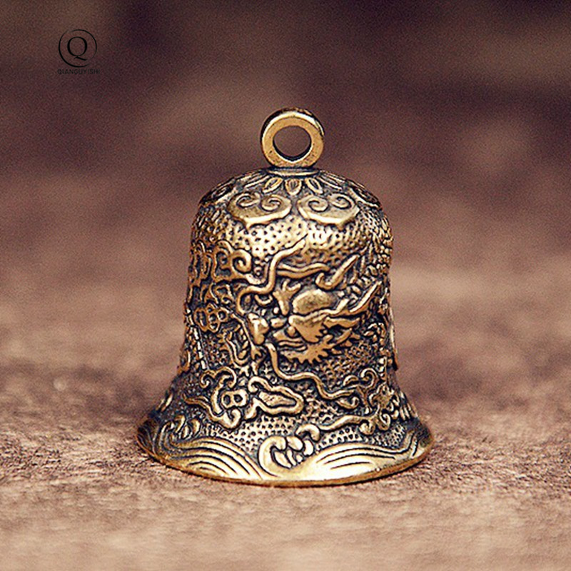 Vintage Collectible Bells - Cloche sculptée en laiton vintage, totem