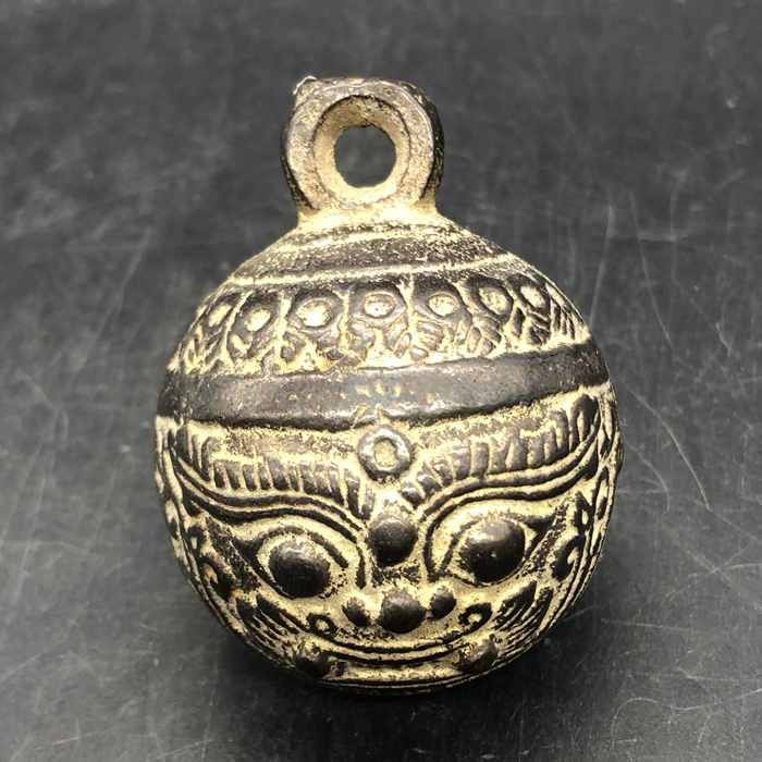 Cloche antique à tête de tigre - Vintage Collectible Bells avis et prix