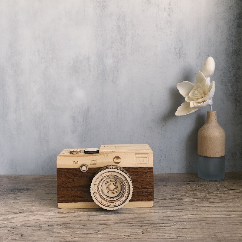 Boîte à musique vintage en boi - Collectible Vintage Cameras avis et prix