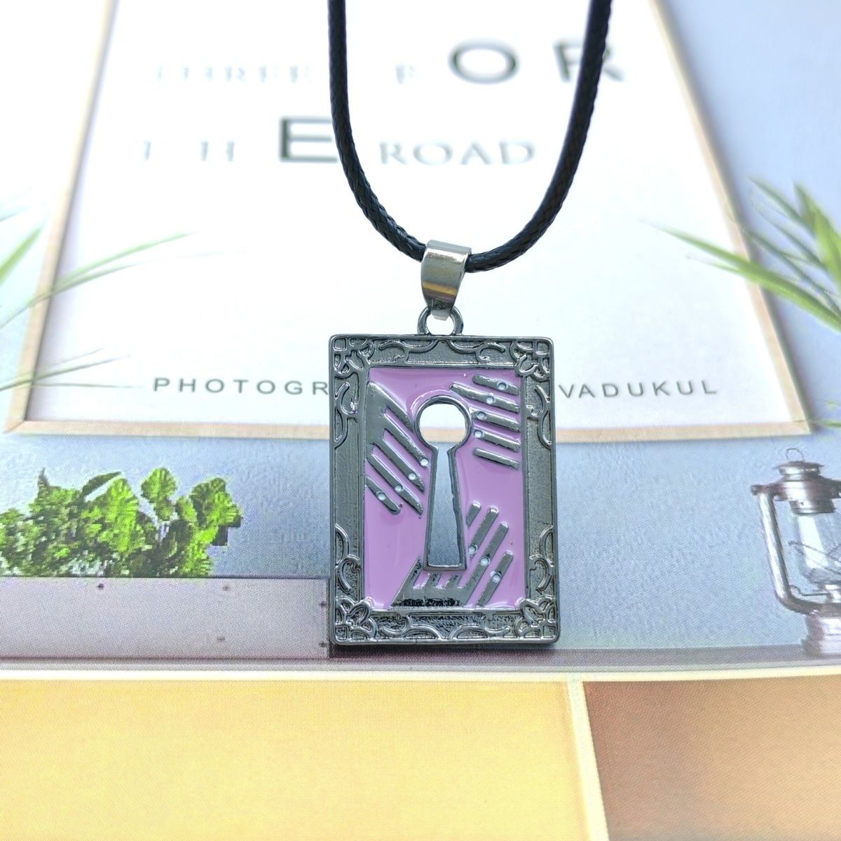 Collier vintage Herta avec pen - Vintage Cartoon Collectible avis et prix